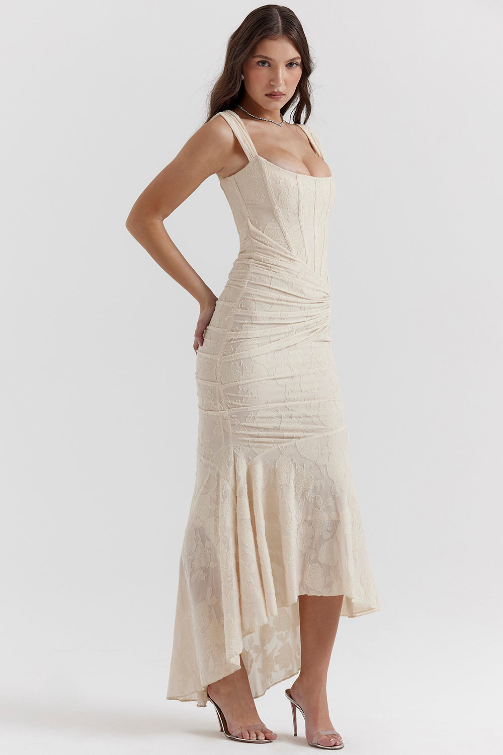 Women's bodycon dress with lace detail and ruched skirt