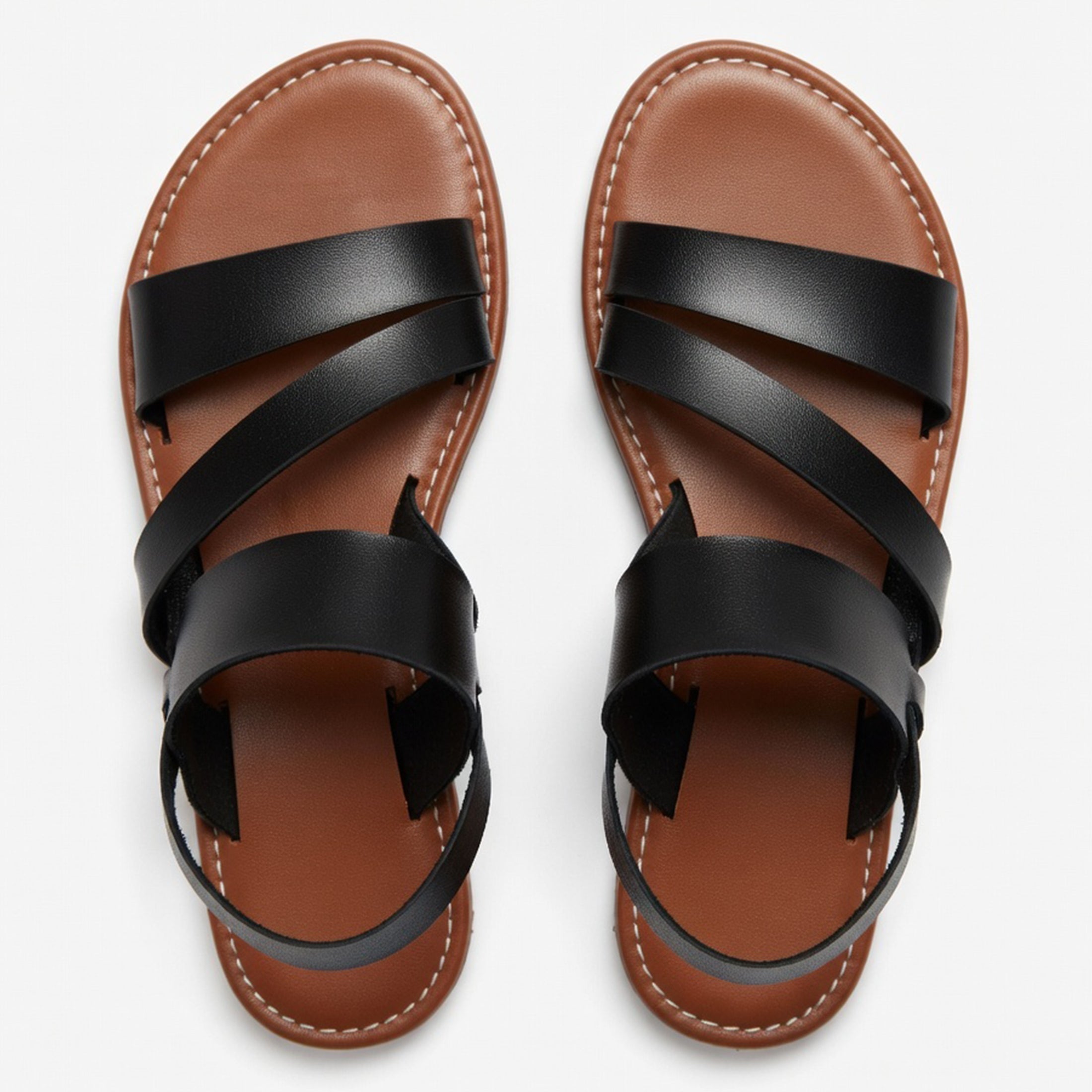 Women's flat sandals with straps and open toe