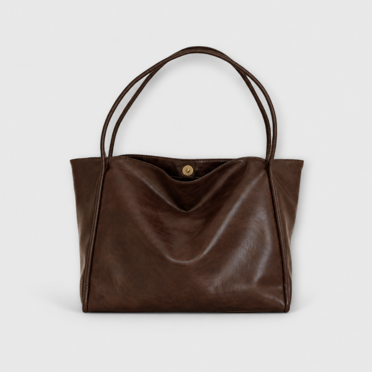 Women's handbag with top handle and structured body