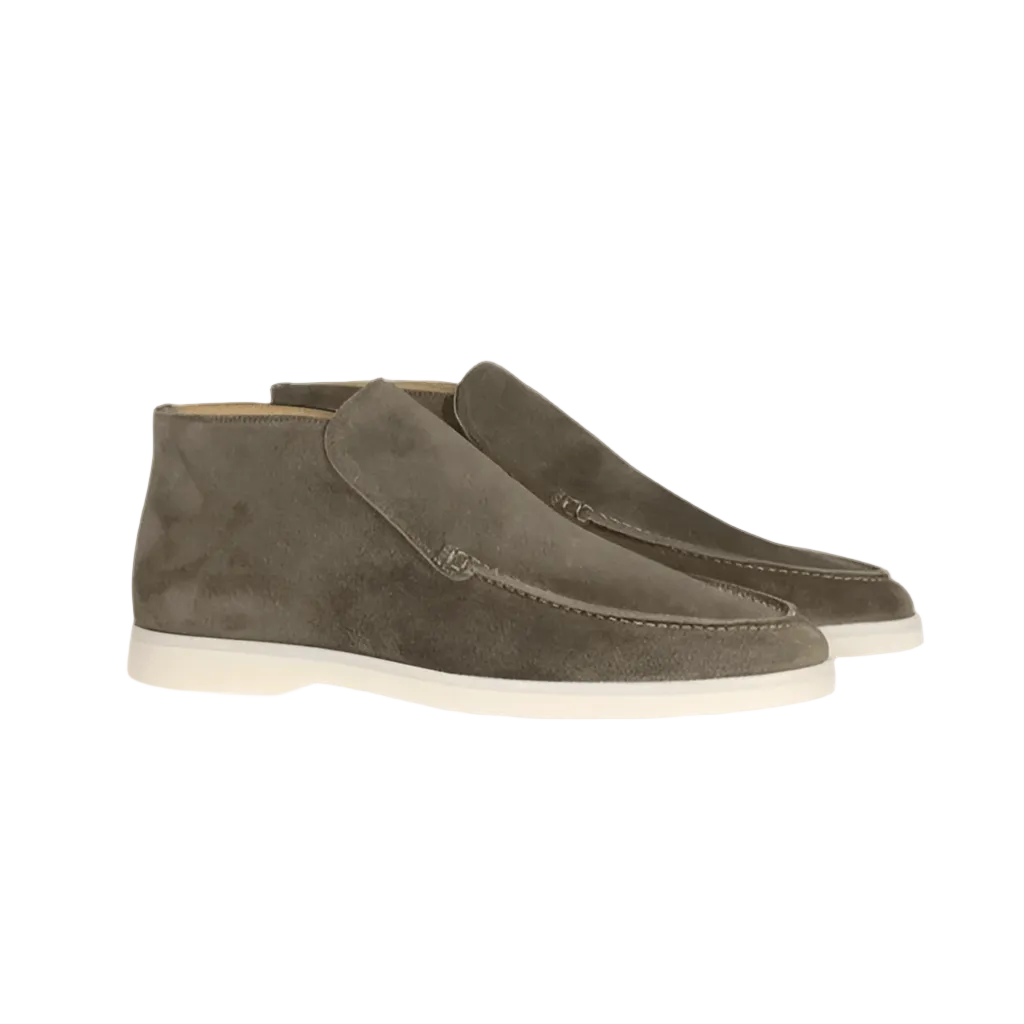Men's high-heel loafers with slip-on design