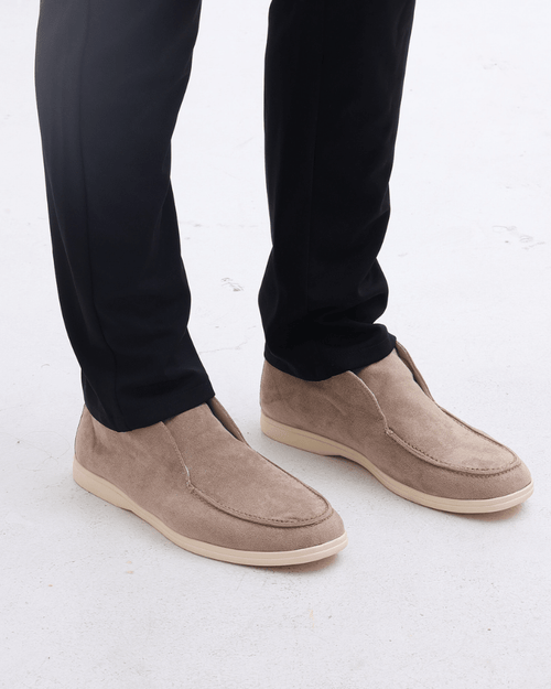 Men's high-heel loafers with slip-on design