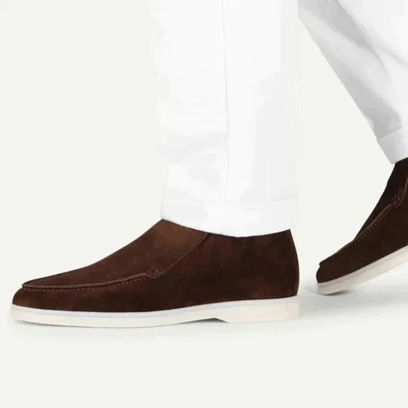 Men's high-heel loafers with slip-on design