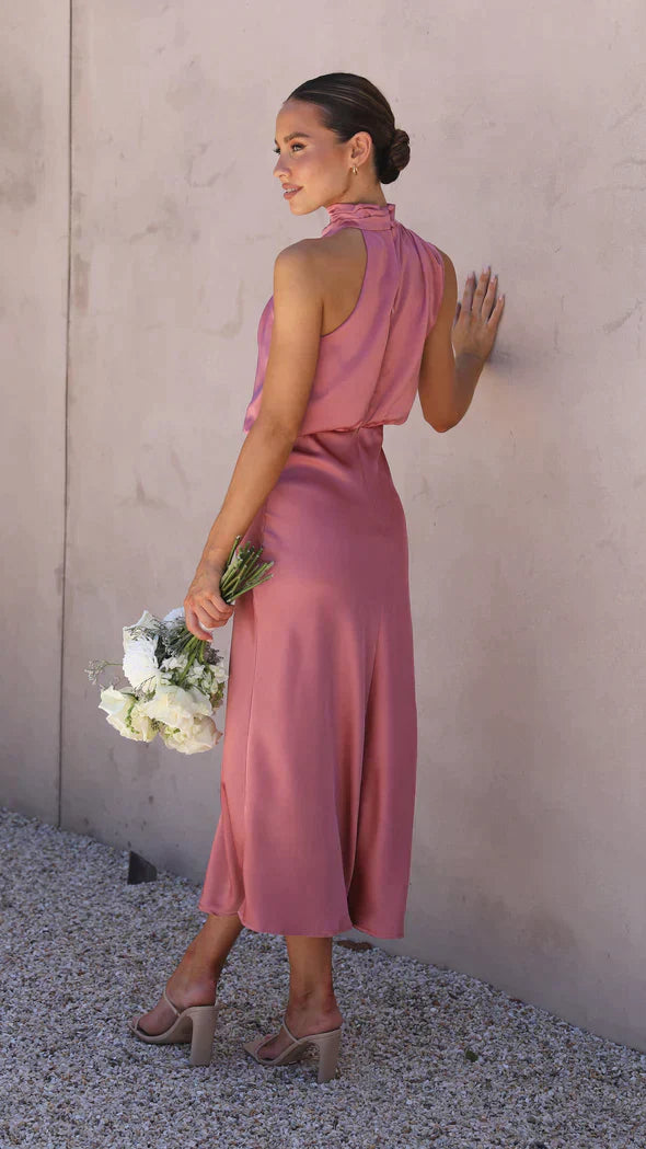 Women's long shimmer dress with fitted bodice