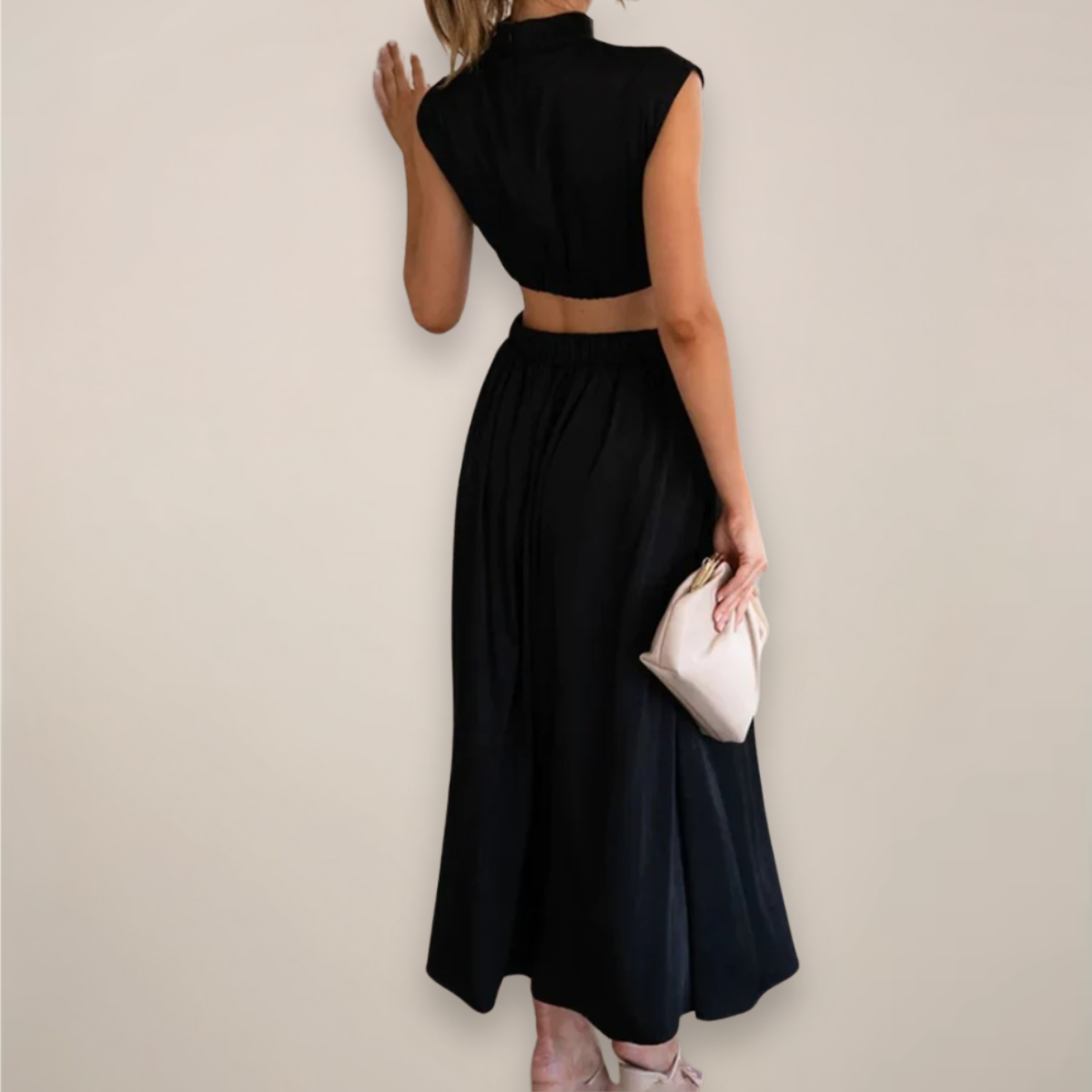 Women's maxi dress with cap sleeves and cut-out waist