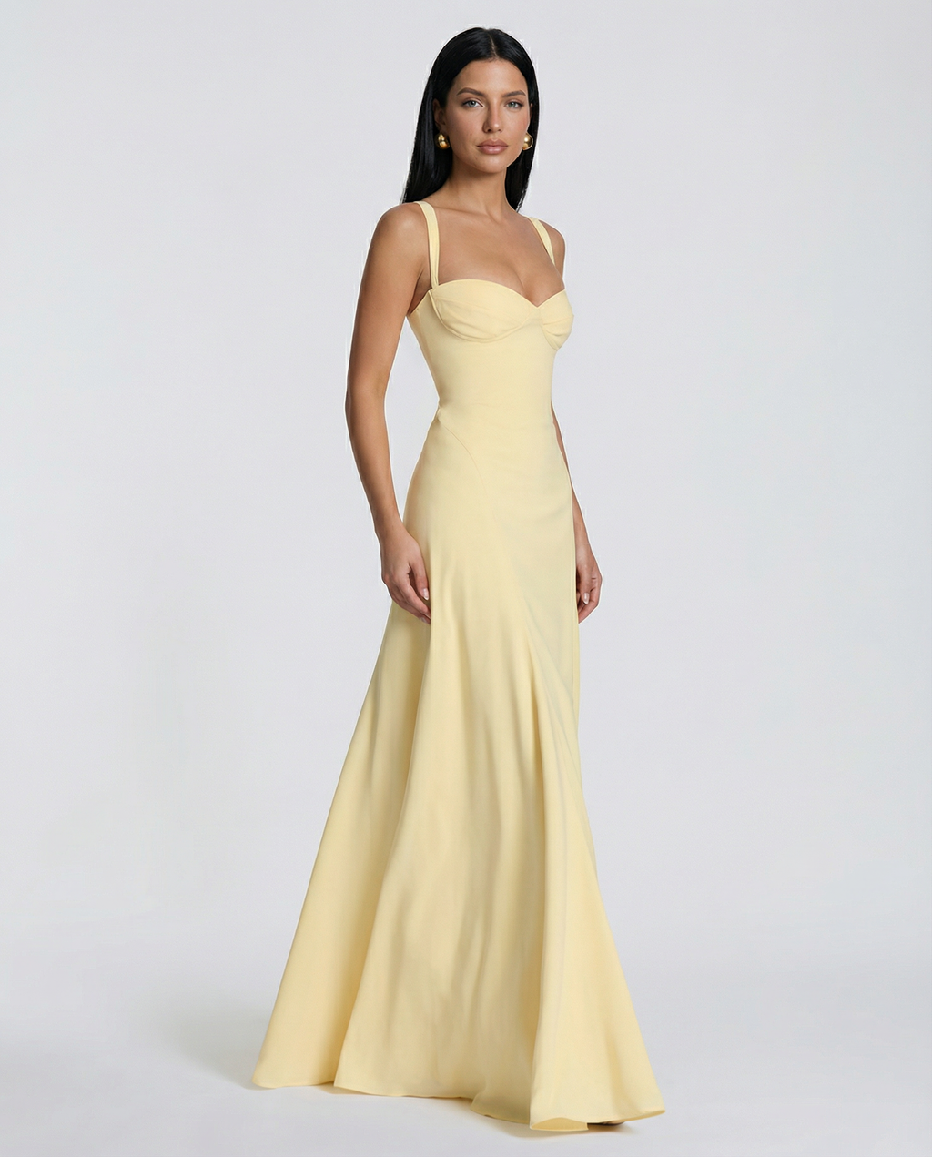 Women’s Maxi Dress with Sweetheart Neckline and Lace-Up Back