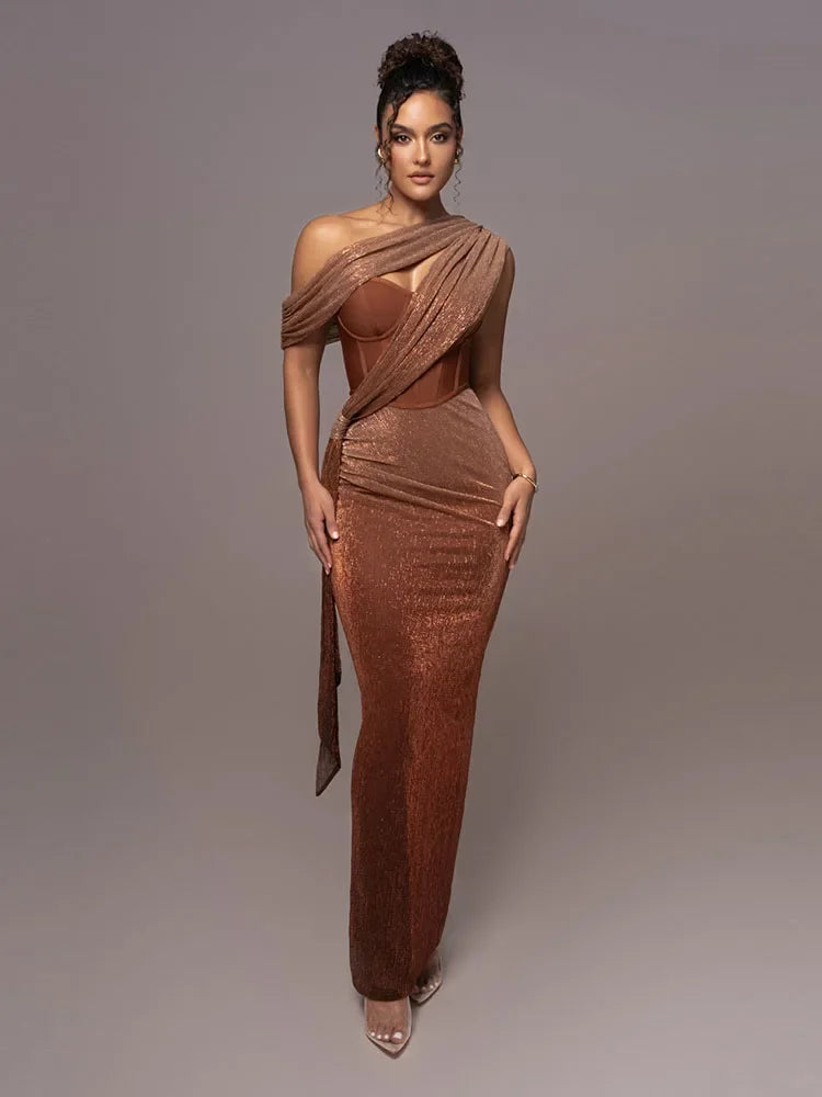 Women's maxi dress with full-length skirt