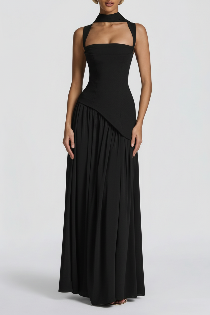 Women's maxi dress with square neckline and high slit