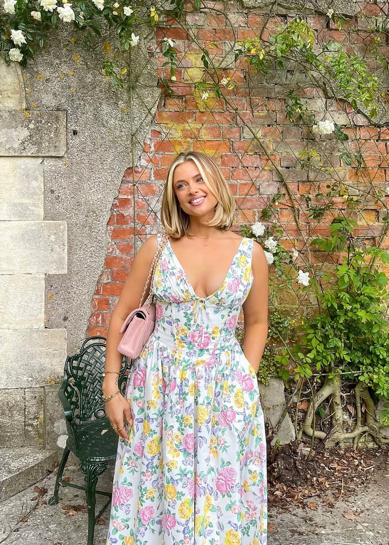 Women's midi dress with short sleeves and round neckline