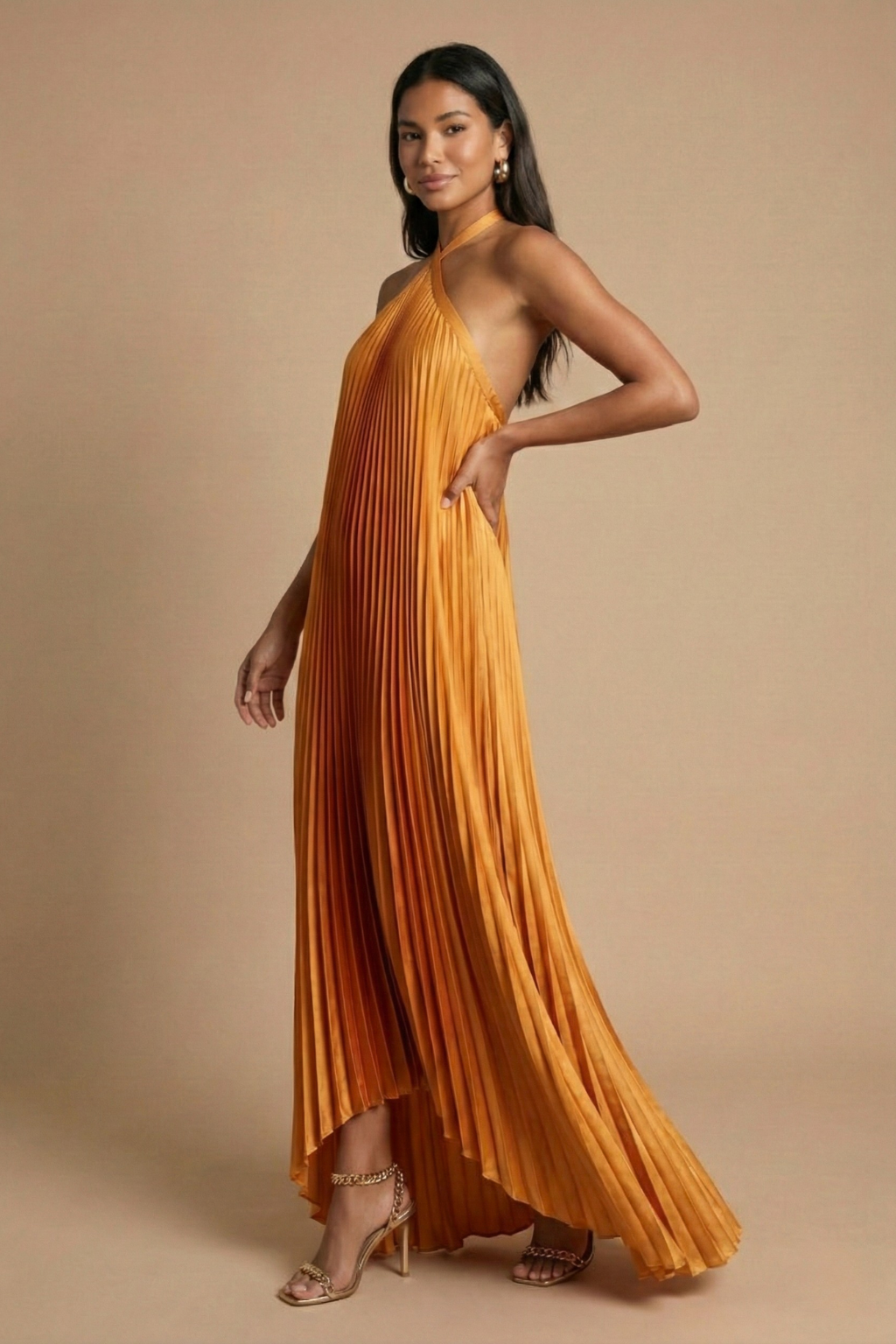 Women's open back halter neck pleated maxi dress with tie closure