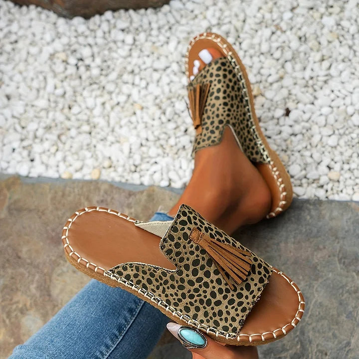Women's open-toe slide sandals with tassel detail