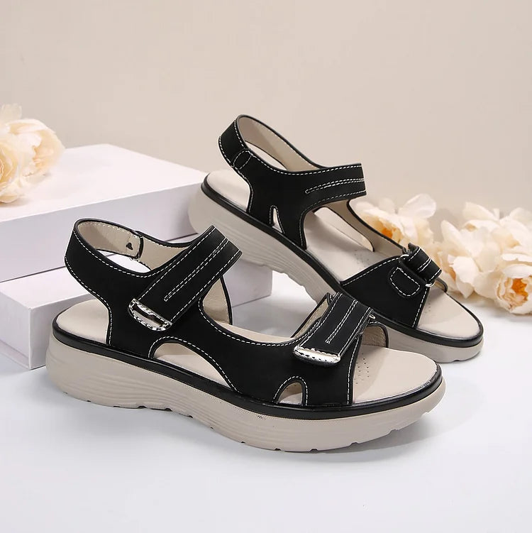 Women's platform sandals with Velcro fastening and open toe