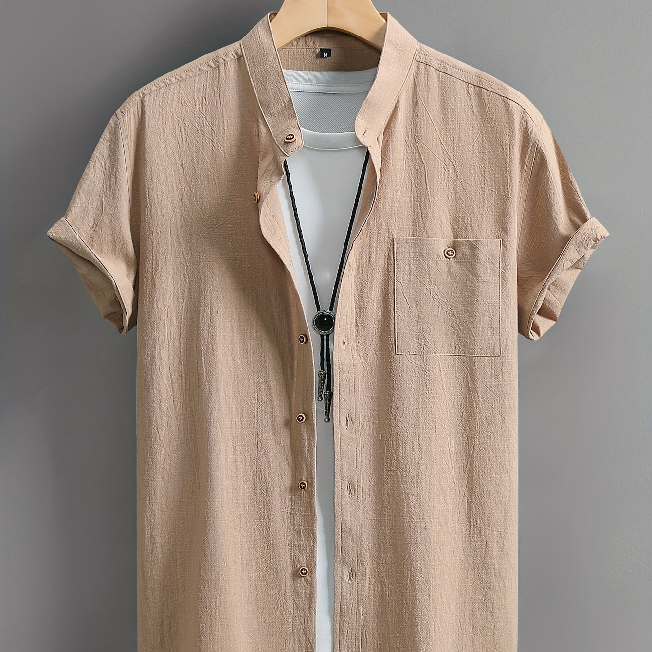Men's short-sleeve button-up shirt