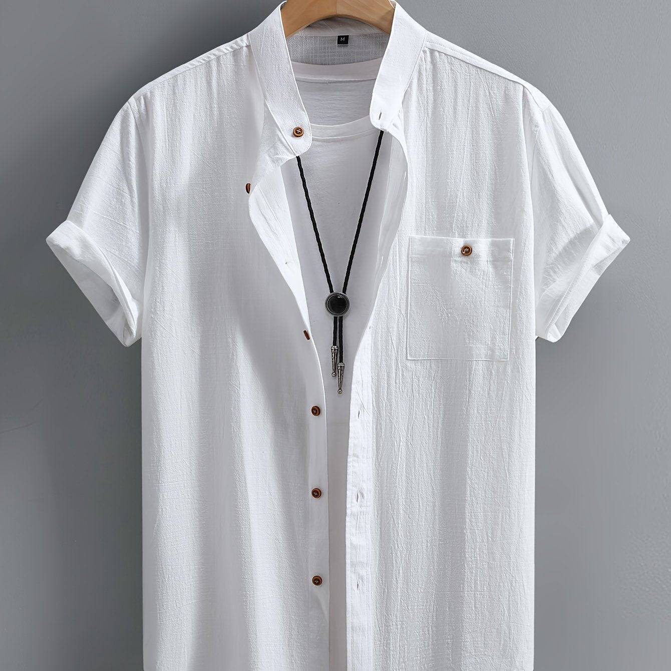 Men's short-sleeve button-up shirt