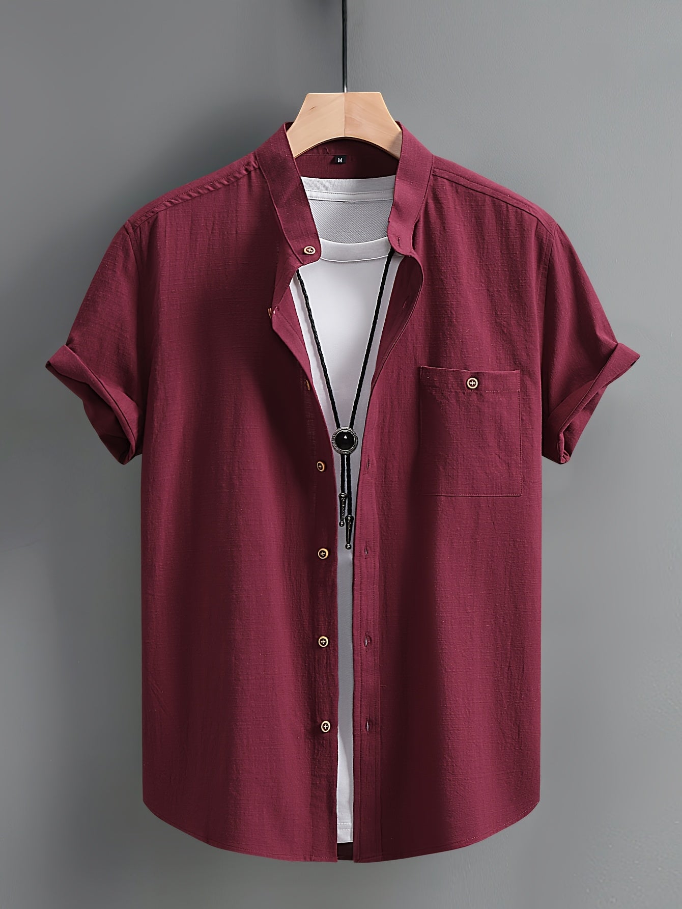 Men's short-sleeve button-up shirt