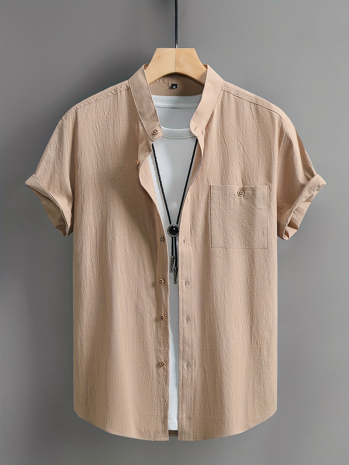 Men's short-sleeve button-up shirt