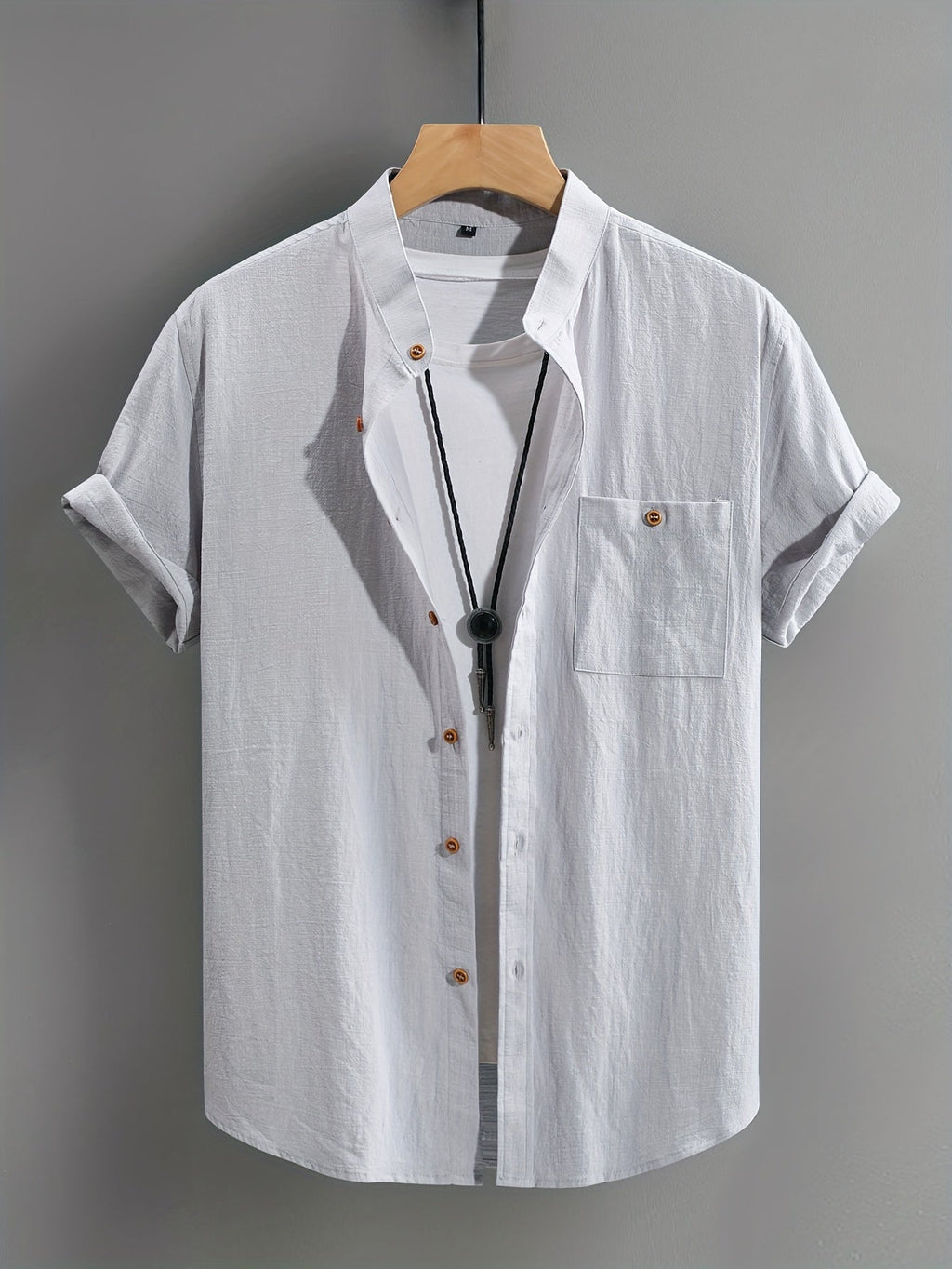 Men's short-sleeve button-up shirt