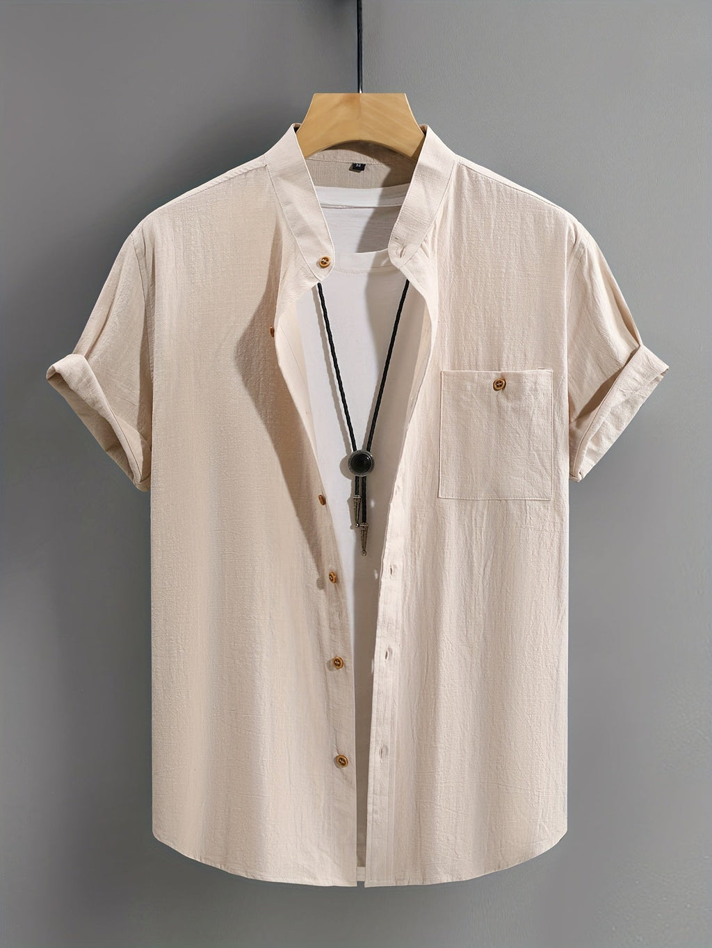 Men's short-sleeve button-up shirt