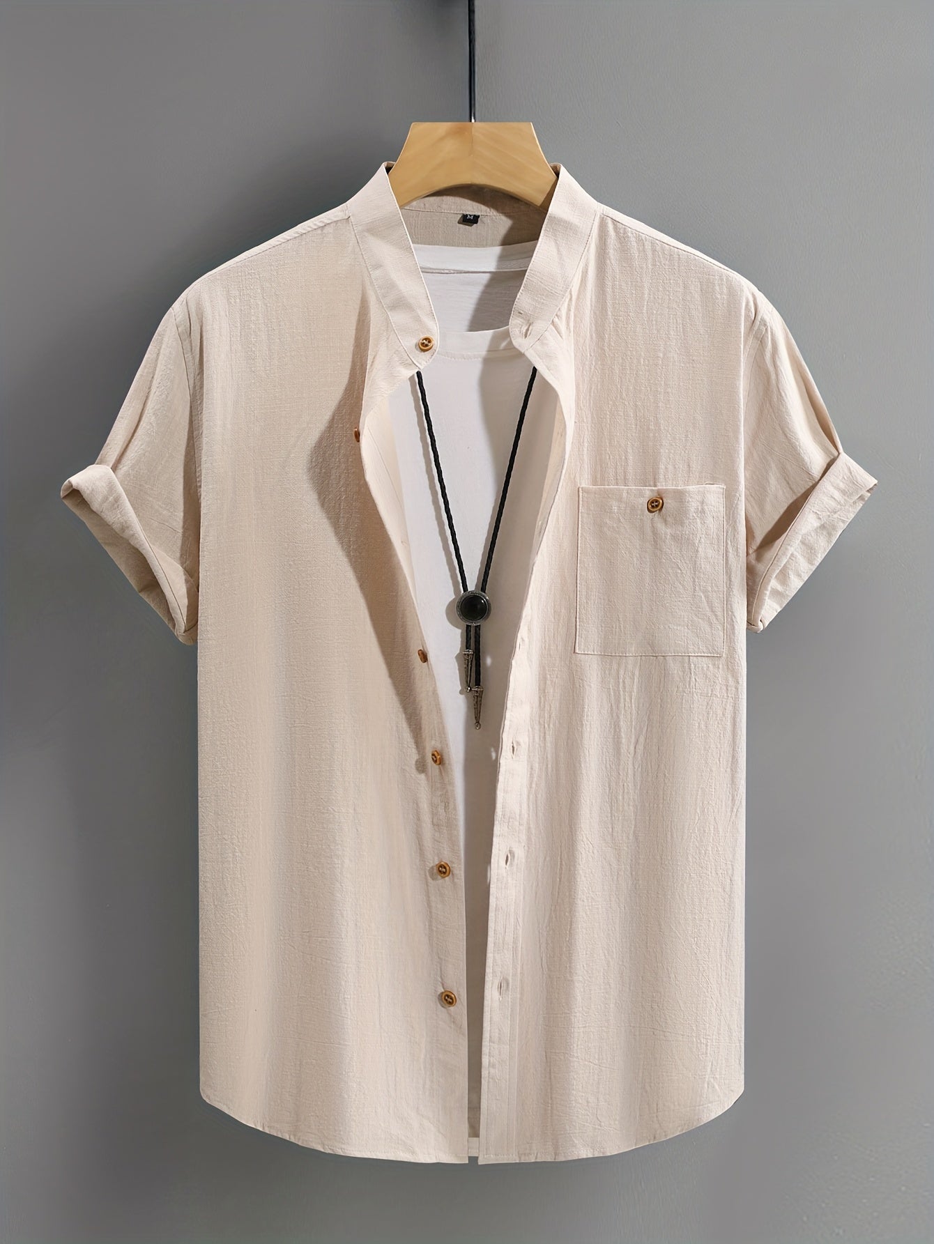 Men's short-sleeve button-up shirt