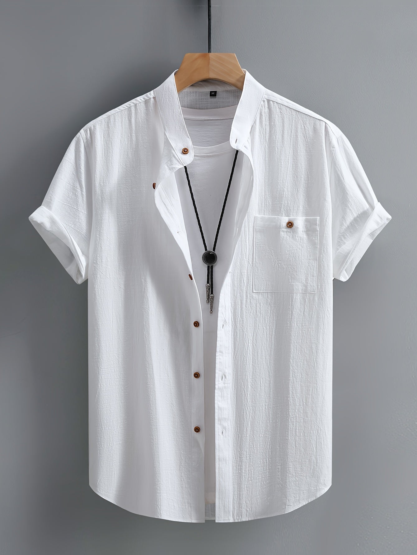 Men's short-sleeve button-up shirt