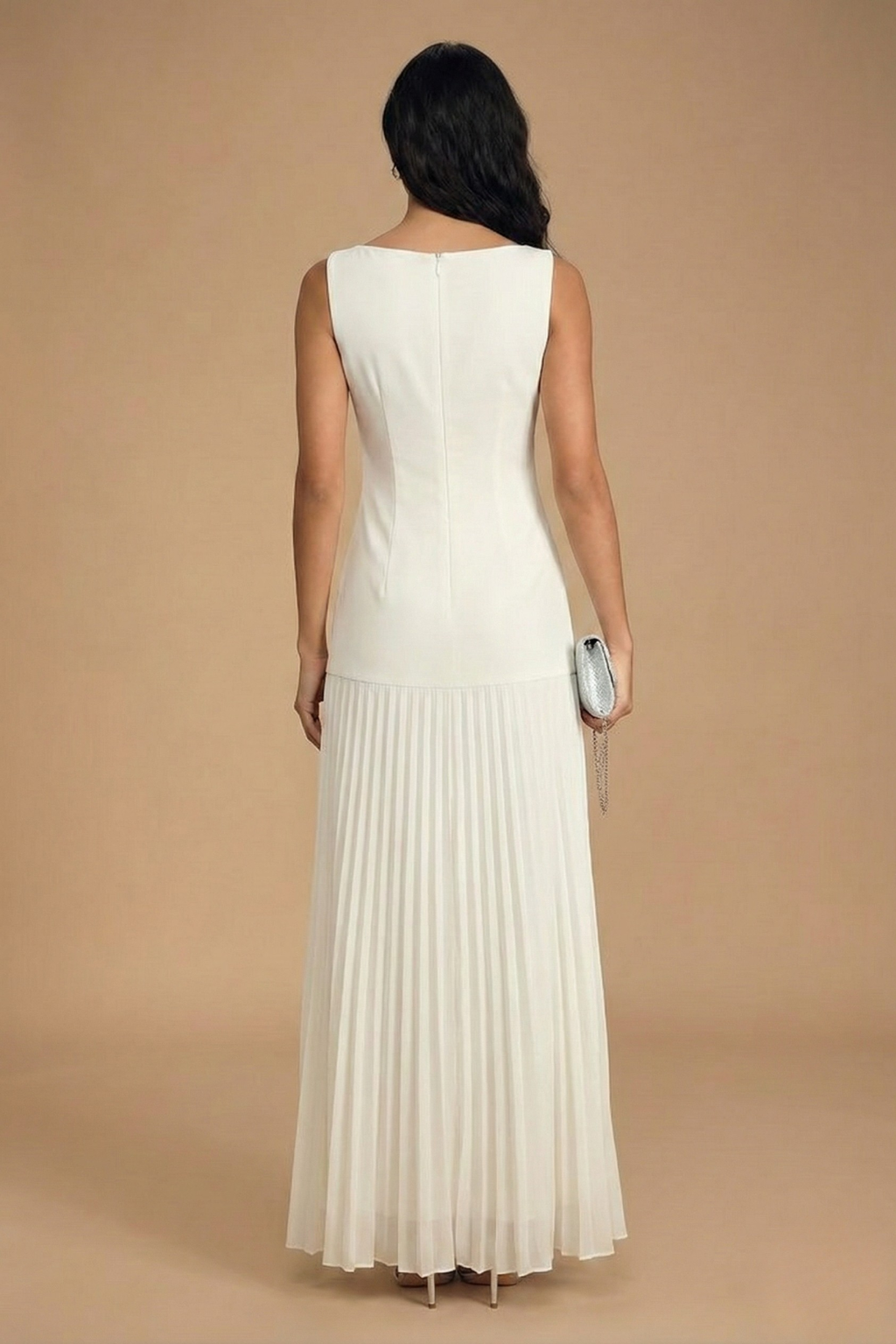 Women's sleeveless maxi dress with boat neck and pleated skirt