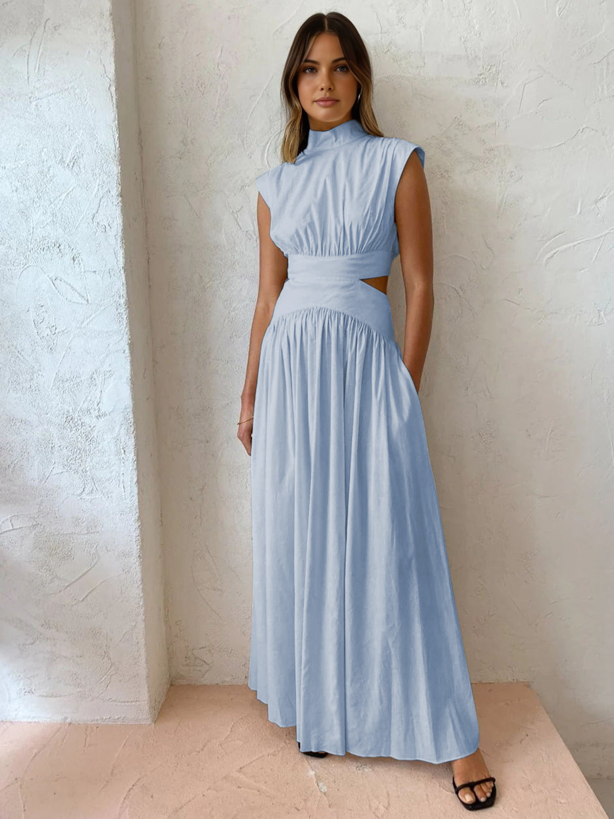 Women's sleeveless mock neck maxi dress