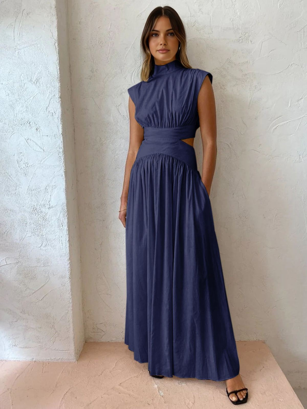 Women's sleeveless mock neck maxi dress