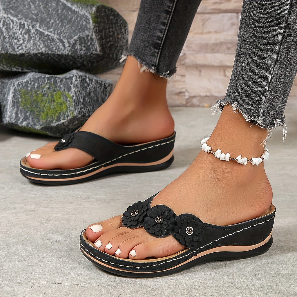 Women's slip-on sandals with contoured insole