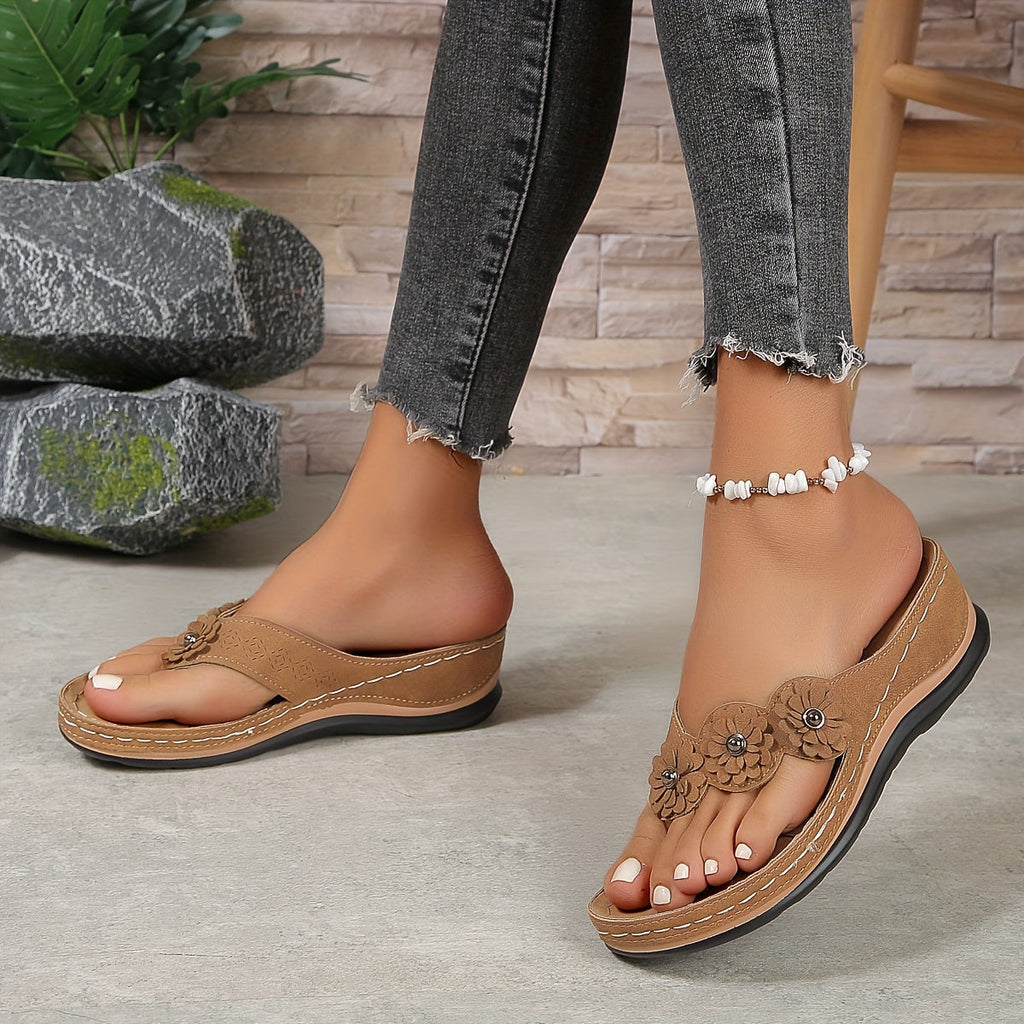 Women's slip-on sandals with contoured insole