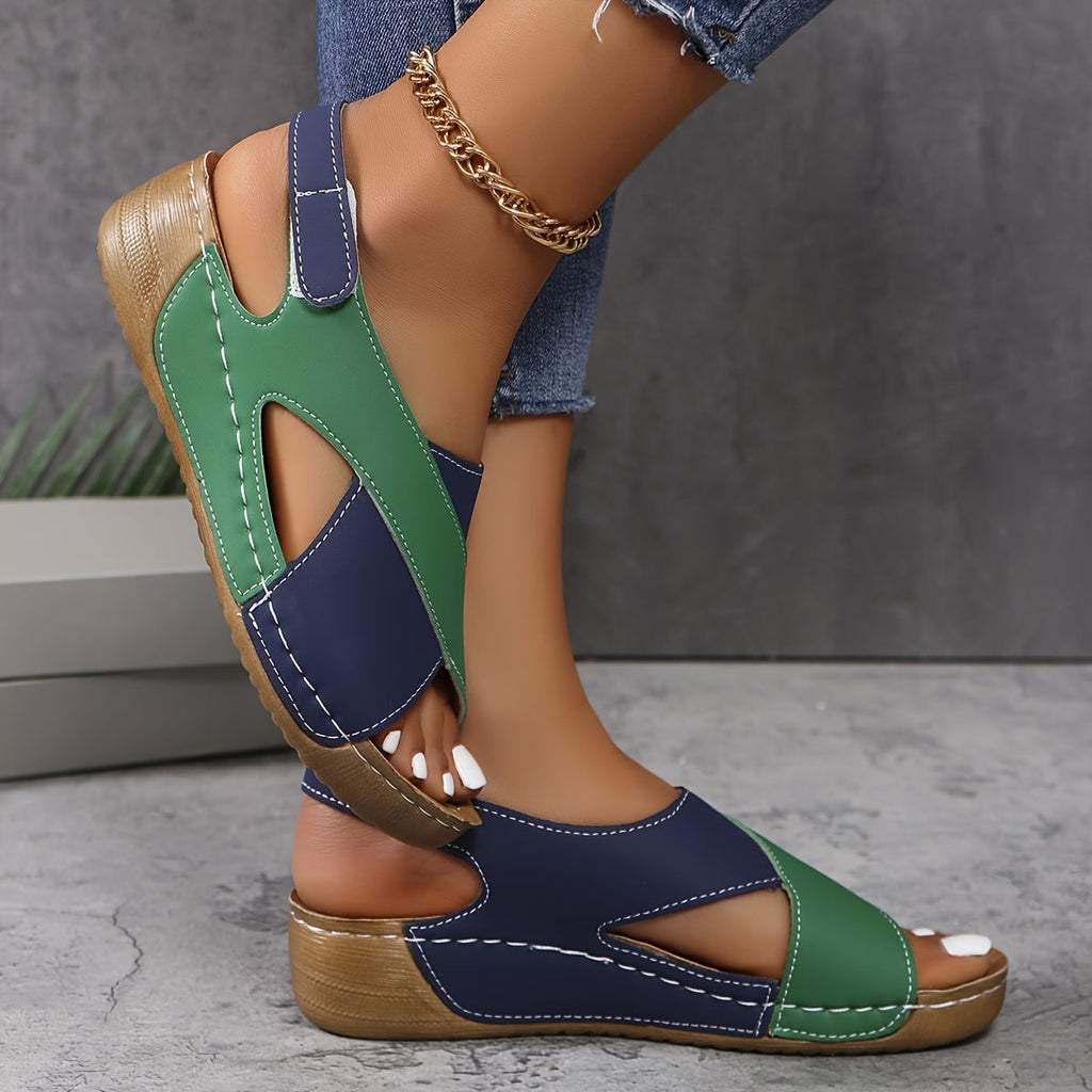 Women's two-tone wedge sandals with open toe